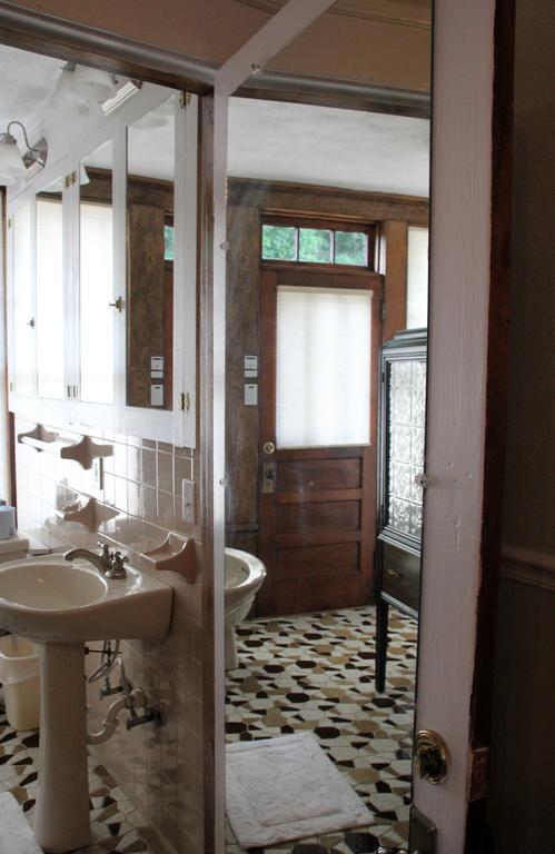 Bluefield Inn, A Select Registry Propery Phòng bức ảnh